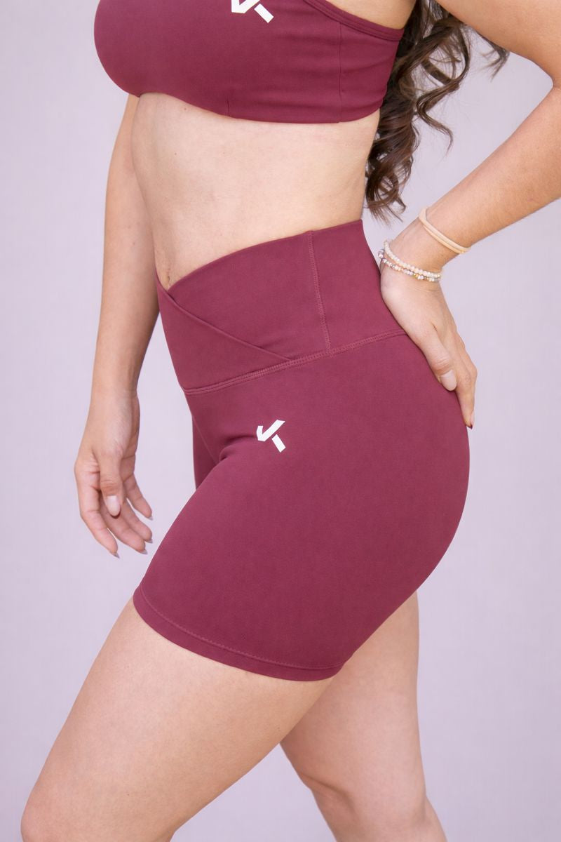Short SILUETA V-Shape